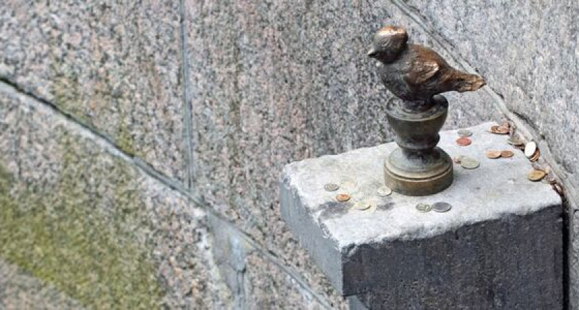 Норд-ост, хамса или цемент: новороссийцы могут выбрать мини-символы города