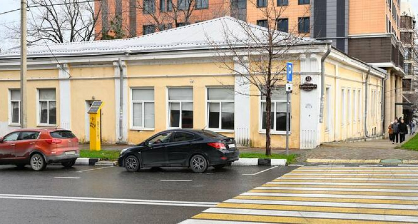 Власти Новороссийска приступили к капитальному ремонту доходного Дома Педино 