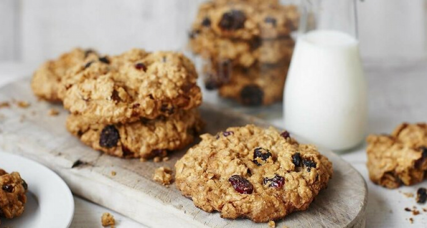 Овсяное печенье на сковороде: как быстро приготовить вкусную выпечку