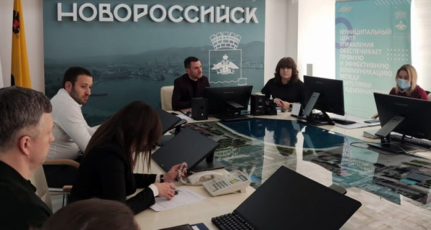 Возведение школ и поликлиники и сдача долгостроев: как прошла «горячая линия» с заместителем главы Новороссийска в сфере строительства