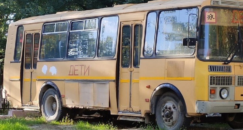 В коррекционной школе Новороссийска сломался автобус: дети из поселков не могут добраться в учебное заведение