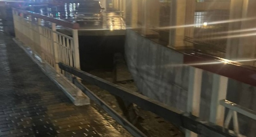 Новороссийцы возмущены отсутствием ограждения у моста в Цемдолине