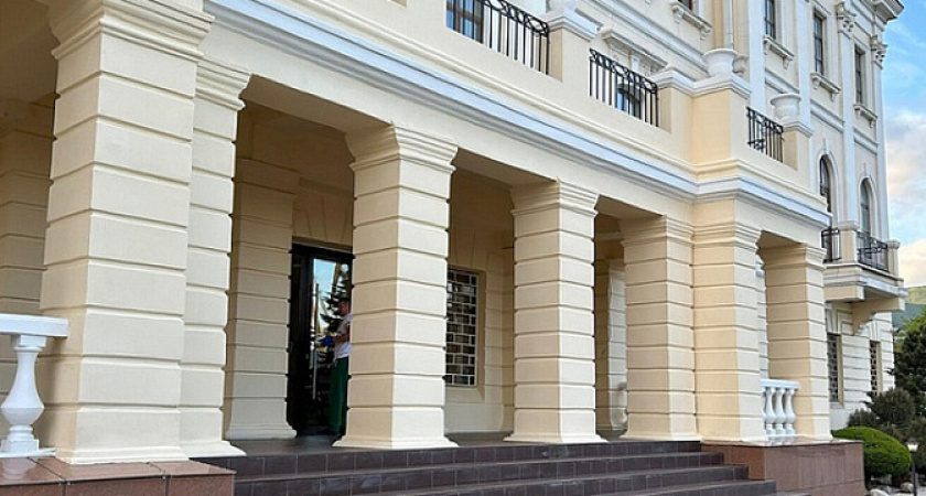 В Новороссийске обновили фасад памятника архитектуры конца XIX века