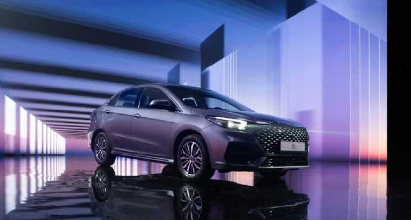 Производительность, экономичность и «умные» технологи: открыта запись на тест-драйв спортивного седана OMODA S5