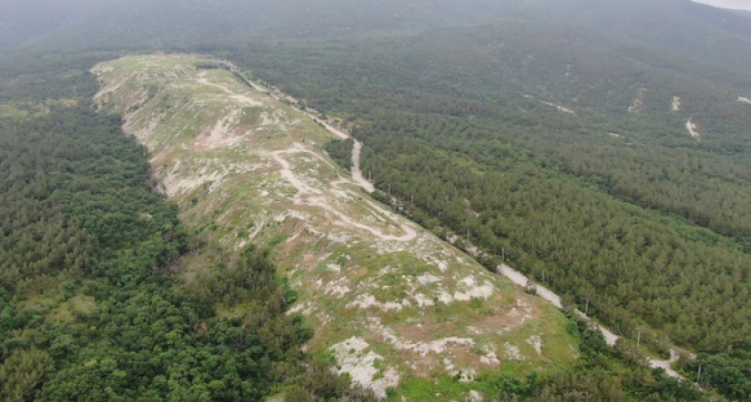 Отходы из Кабардинки везут в Новороссийск, а полигон под Геленджиком рекультивируют  