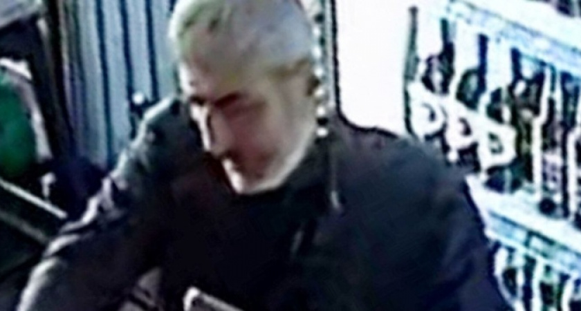 В Новороссийске разыскивают седовласого мужчину с горбинкой на носу