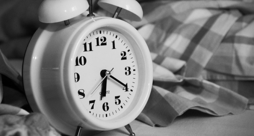 Вот почему вы вечно не высыпаетесь: сомнолог объяснила, сколько будильников нужно ставить