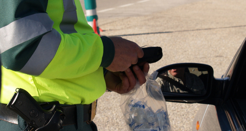 Сюрприз для всех водителей. С 30 марта эти предметы в бардачке приведут к лишению прав