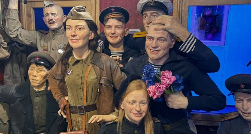 Изможденные пленники, искалеченные солдаты и кровожадные фашисты: виртуальная экскурсия по вагонам «Поезда Победы», показывающая все ужасы войны