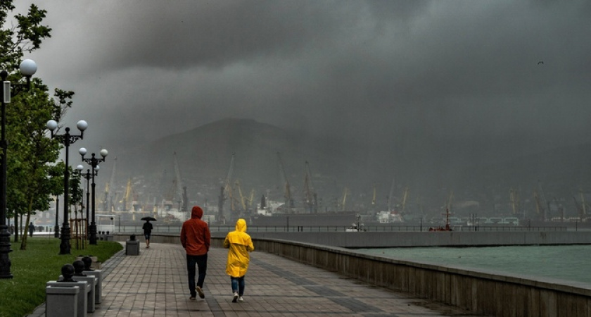 На Новороссийск надвигается стихия: объявлено штормовое предупреждение 