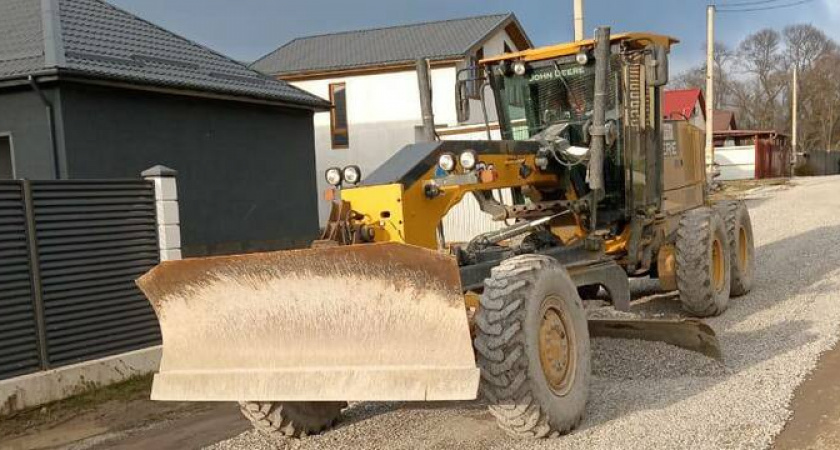 В Новороссийске отремонтируют более 4 километров дорог за 158 миллионов рублей