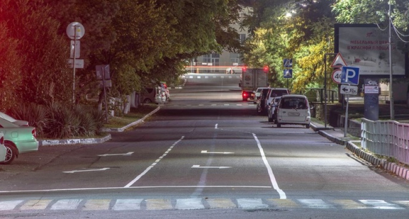 Внимание, водители! На улице Московской в Новороссийске нарисовали новую разметку