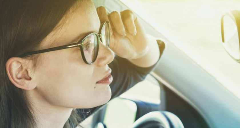 Линзы для водителей со скидкой 15% в Dr.Optik: качественная оптика по выгодной цене