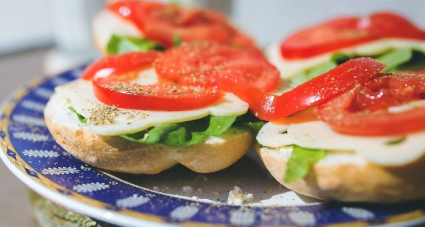 Запомнятся всем без исключения: эти бутерброды готовятся за считаные минуты