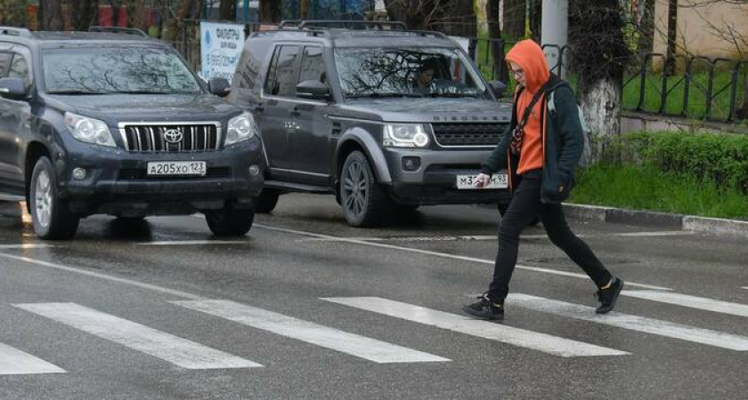 В Новороссийске перестроят светофоры на диагональных пешеходных переходах