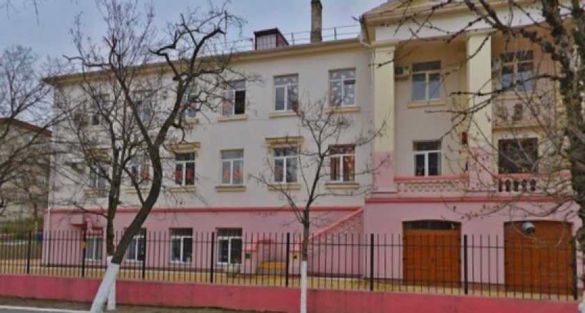 «Наши дети ни в чем не нуждаются!»: директор коррекционной школы № 9 Новороссийска прокомментировала инцидент со сломанным автобусом