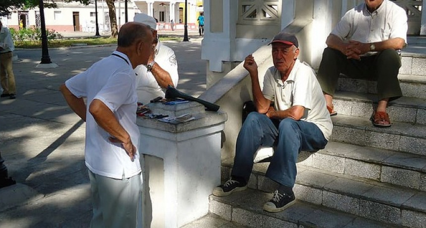 Пенсионный возраст снизят до 55 лет у женщин и 60 у мужчин уже в текущем году: жителей РФ ждет большой сюрприз