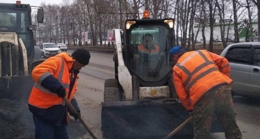 В Восточном районе Новороссийска проведут внеплановый ямочный ремонт, а затем починят дороги по гарантии в рамках нацпроекта