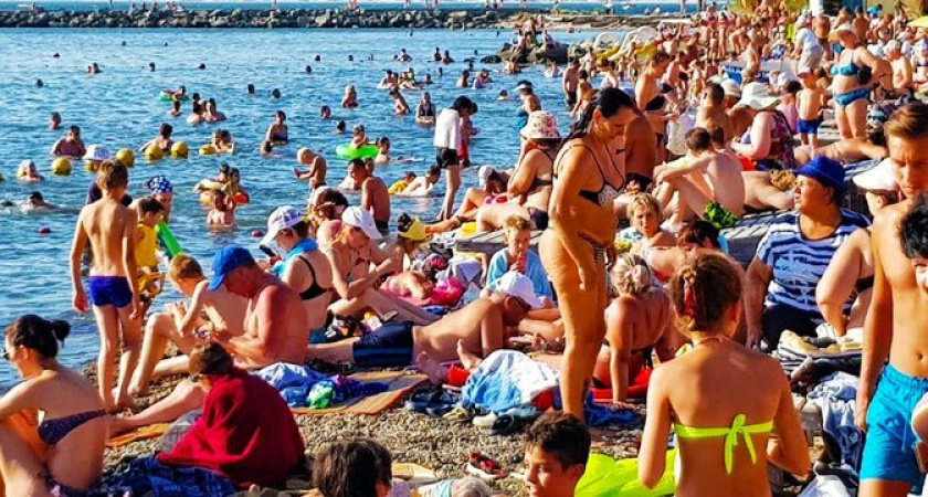 Грязь и толпы людей: ТОП худших пляжей Черноморского побережья