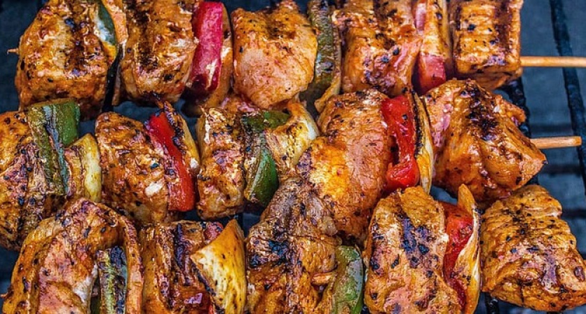 По такому рецепту готовили шашлык для Сталина: мясо, вино и кефир 