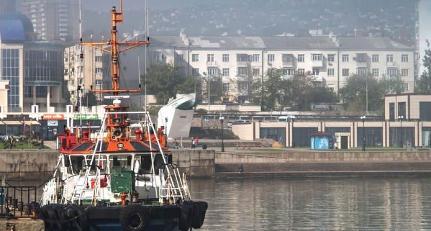 Новороссийск проснулся под холодным одеялом тумана: 10 мистический снимков