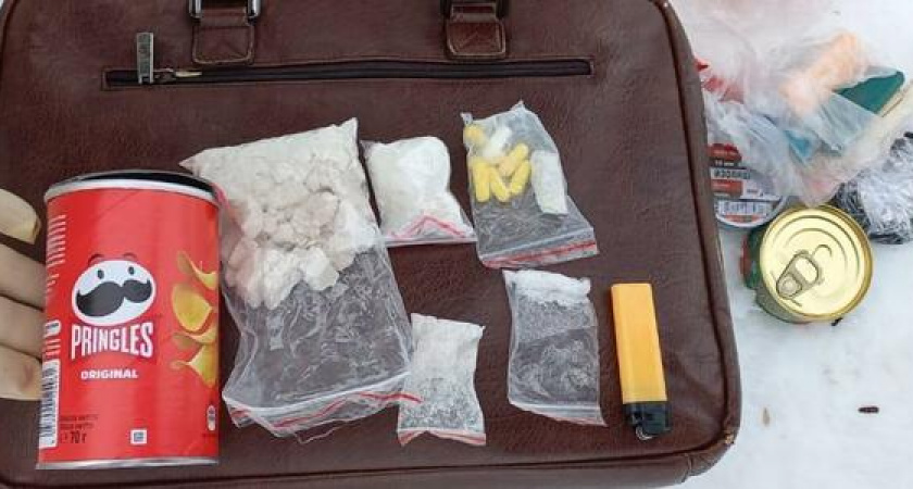 Сотрудники Новороссийского ЛО МВД России на транспорте задержали сбытчика наркотических средств в крупном размере