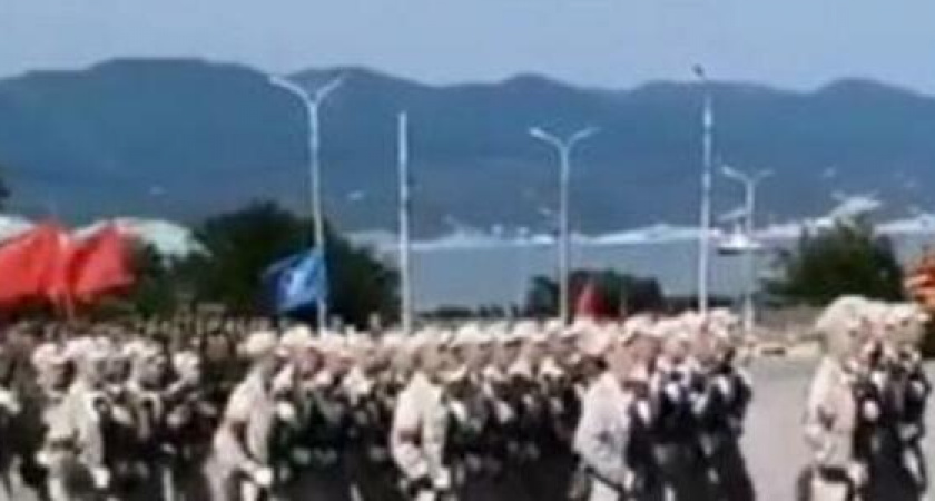Видео репетиции парада Победы в Новороссийске появилось в соцсетях