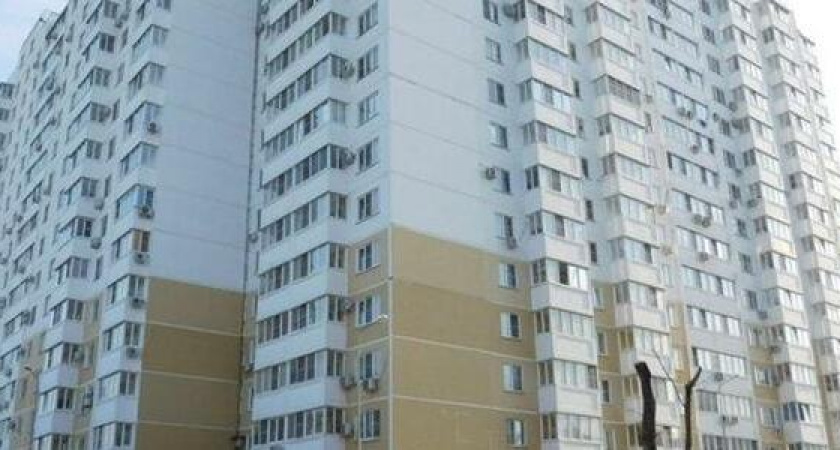 "Горит техника, не можем приготовить еду, нет воды": новороссийцы две недели живут с постоянными отключениями света