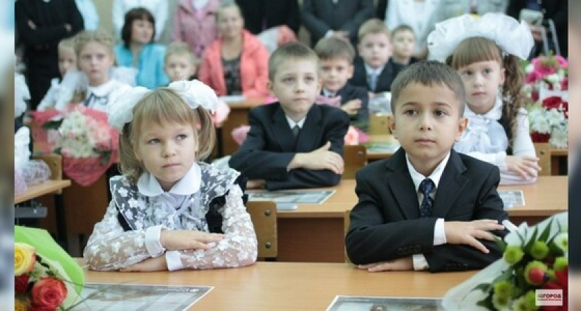 Для первоклассников в Новороссийске издали азбуку о городе-герое