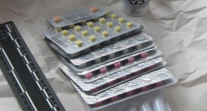 Новороссиец мечтал нарастить мышцы, а попал под суд за контрабанду анаболиков