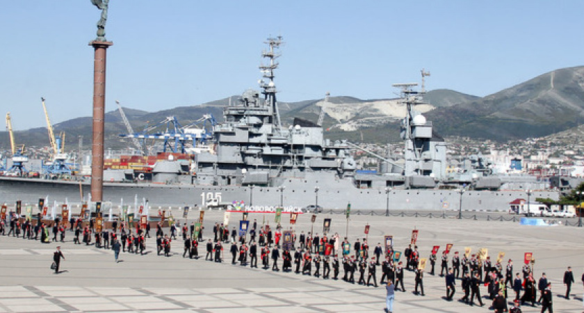 Во время Крестного хода в Новороссийске по улицам с иконами прошли более 6,5 тысяч человек