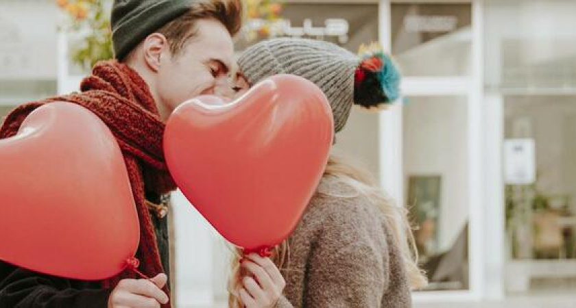 Выбираем подарок ко Дню всех влюбленных по гороскопу: гид для жителей Новороссийска