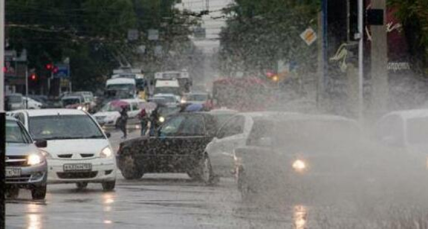 Экстренное предупреждение: на Кубань надвигаются сильные ливни, ветер и град