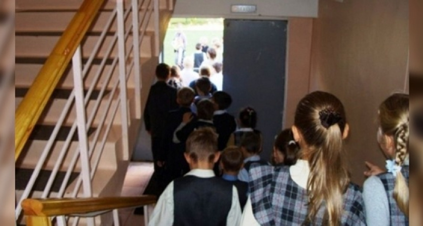 В двух городах Кубани прошла массовая эвакуация школ после сообщений о минировании