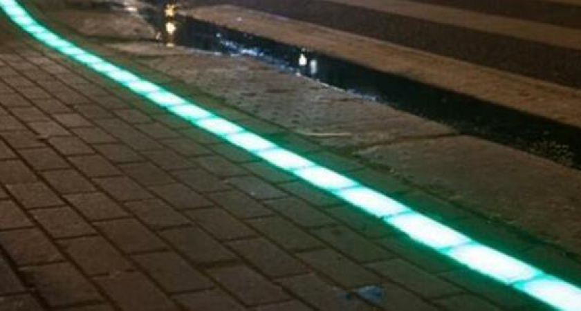 В Новороссийске на проспекте Дзержинского заработал "наземный" светофор