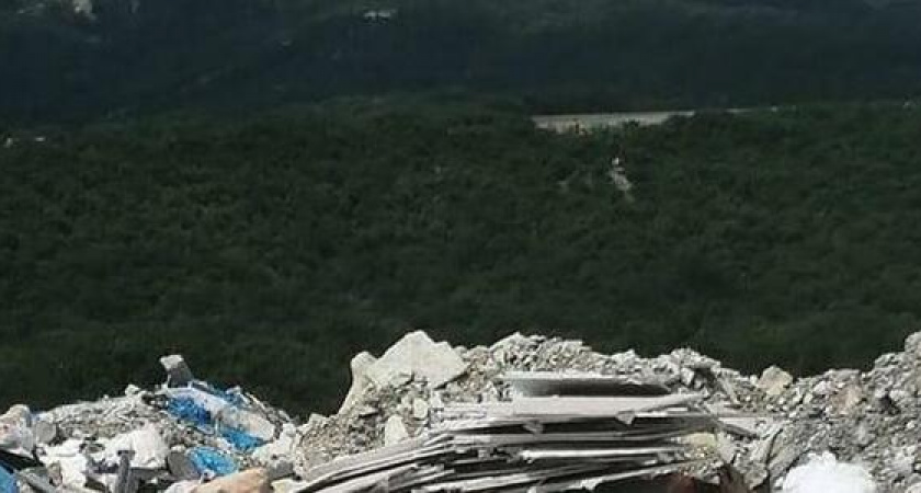 Мусорный скандал: жители Мысхако просят о помощи