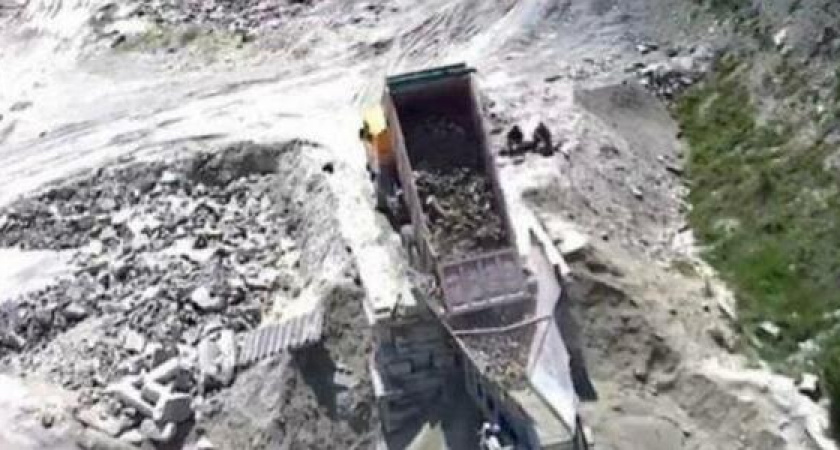 Под Новороссийском "предприниматели" организовали незаконную камнедробилку