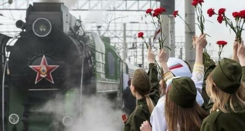 Выступление артистов, выставка и запись на службу по контракту. «Эшелон Победы» приедет в Новороссийск