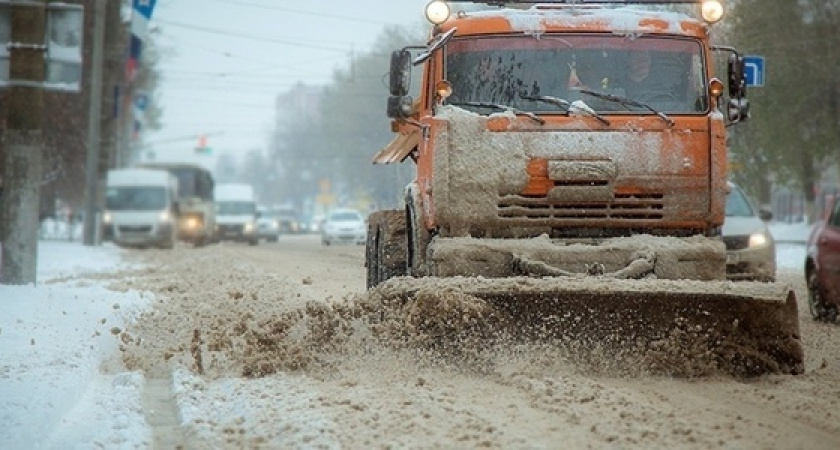 «Зима близко». Разработано 19 маршрутов по уборке снега с дорог Новороссийска