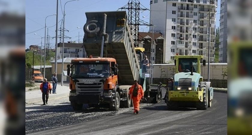 Энгельса, Тобольская и Мира: в течение двух лет на дороги Новороссийска потратят более миллиарда рублей