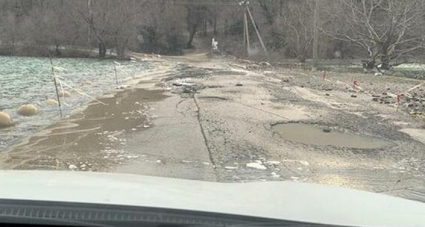 Через месяц озеро Абрау-Дюрсо войдет в берега