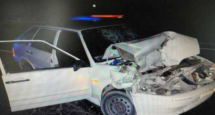 На въезде в Новороссийск в ДТП с КамАЗом пострадали подростки