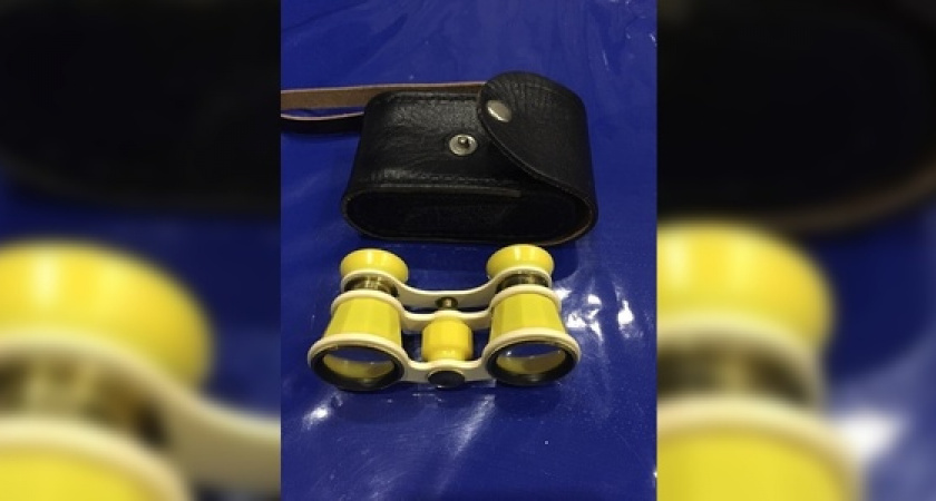 В Новороссийске за проезд с водителем рассчитались театральным биноклем: горожанин хочет вернуть ценную вещь первоначальному владельцу