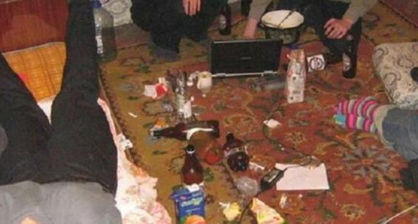 В Новороссийске подросток жил в ужасных условиях с чужими людьми, пока отец находился в соседнем селе