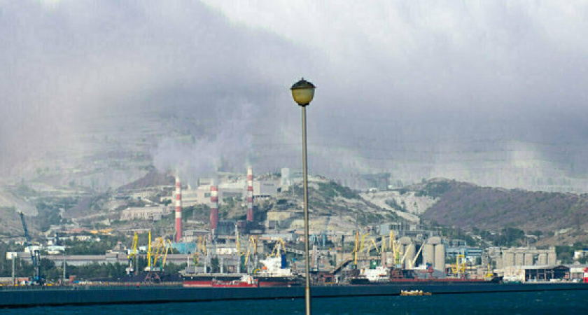 На выходных в Новороссийске ветер стихнет, но теплее не станет. Прогноз от синоптиков