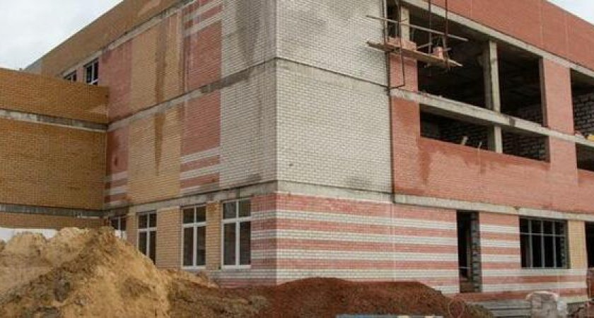 На достройку новороссийской школы не хватает 119 000 000 рублей из-за подорожания стройматериалов