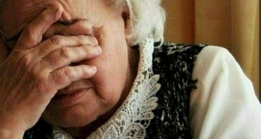 Предупредите своих близких! Очередная пенсионерка из Новороссийска лишилась сотен тысяч рублей рублей  после телефонного разговора