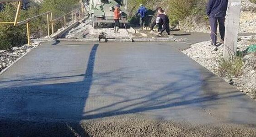 15 тысяч тонн цемента выделено на бетонирование 66 дорог Новороссийска