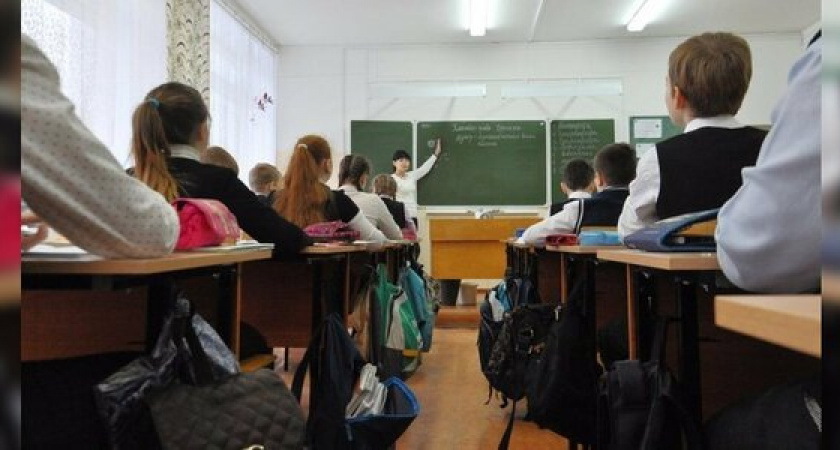 В управлении образования Новороссийска рассказали, что на сегодняшний момент в школах города не хватает всего 8 учителей