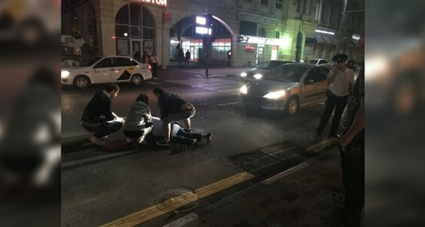 В центре Новороссийска на пешеходном переходе пострадал 51-летний мужчина